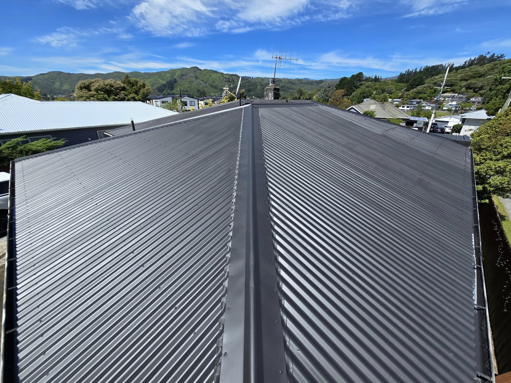 Wide shot of completed roof